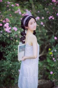 龟的头边上有一圈小疙瘩